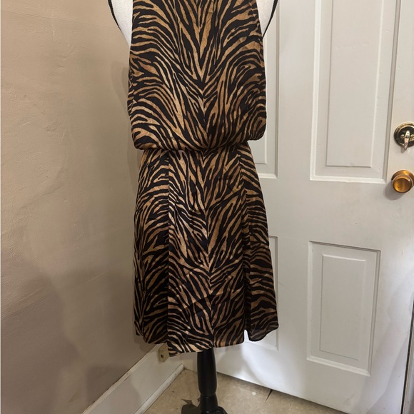 White House Black Market Animal Print Midi Dress - Picture 2 of 4